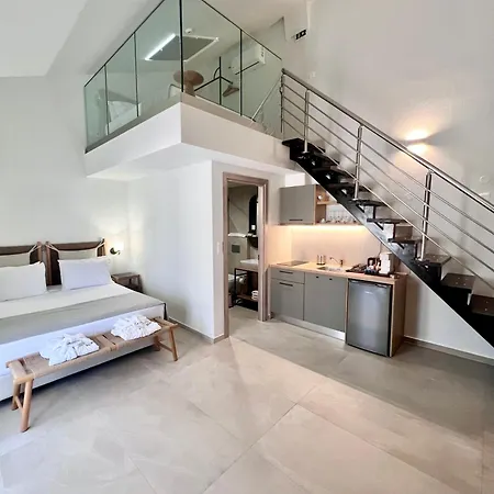 La Luxury 3*