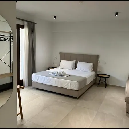 La Luxury 3*