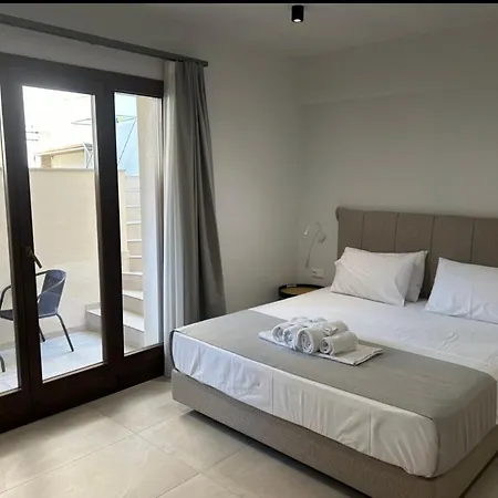 La Luxury Ξενοδοχείο με διαμερίσματα 3*