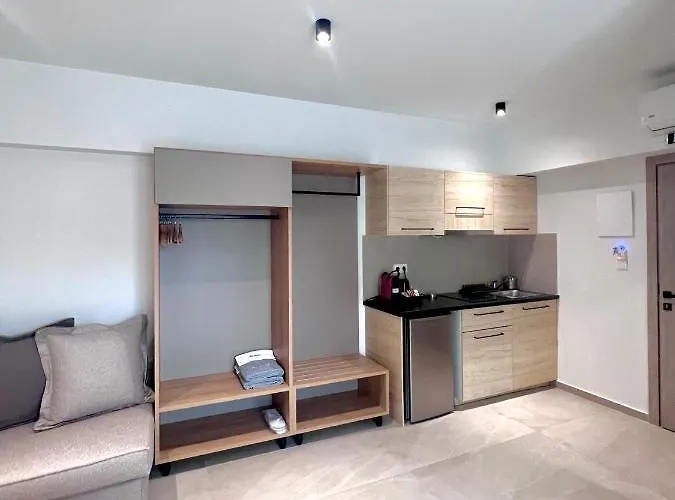 La Luxury 3*
