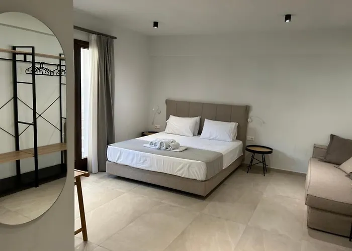 La Luxury 3*